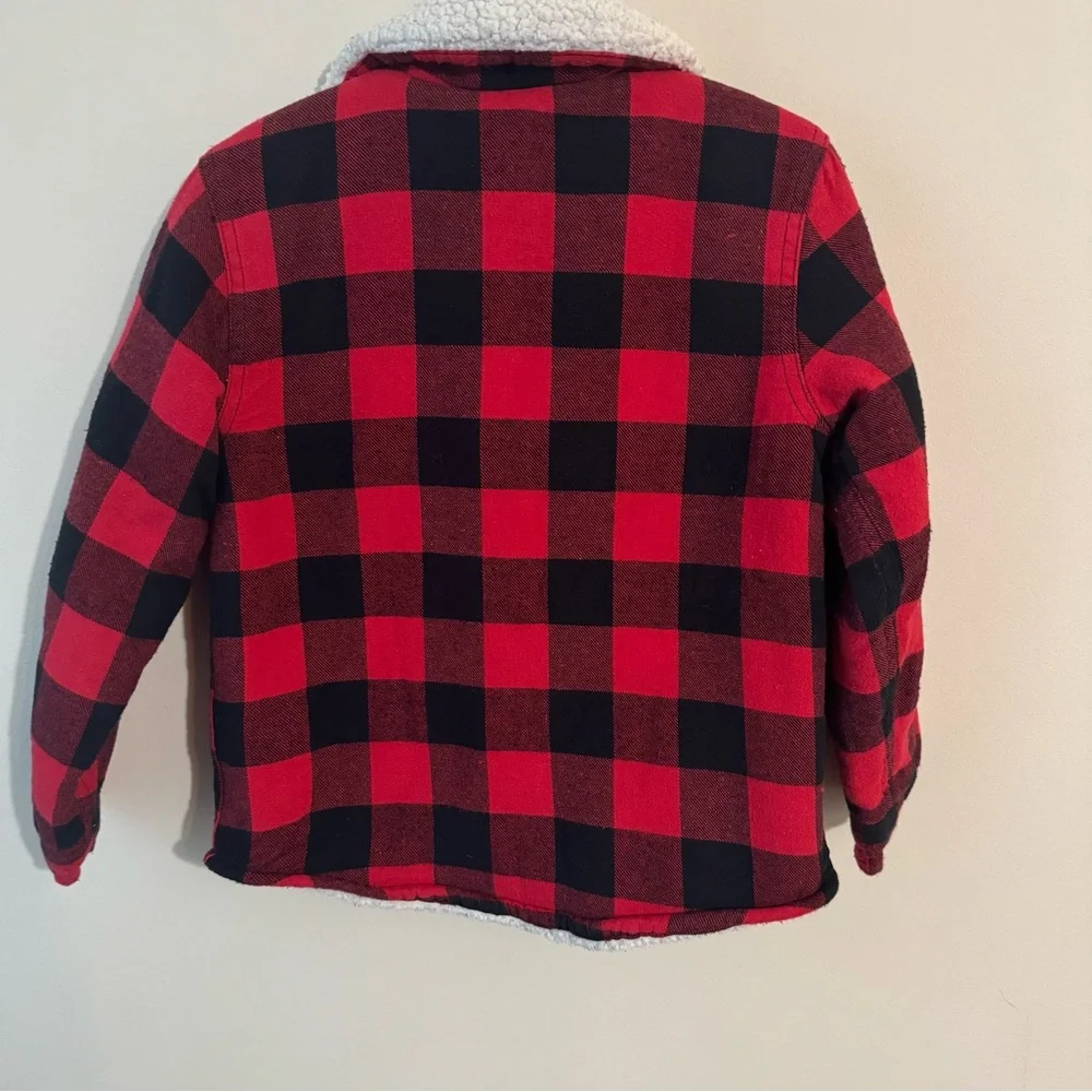 GAP tears **sold